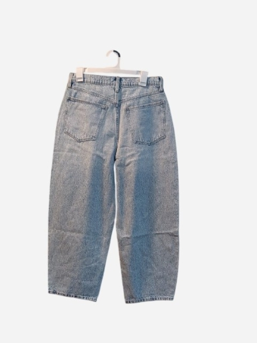Universal Thread Light Blue Denim Jeans - Picture 7 of 13